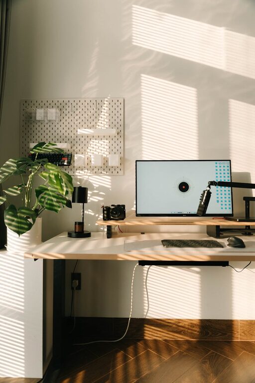 Tips for Creating a Cozy and Inviting Home Office Space